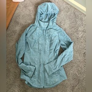 The North Face women blue jacket small! Perfect condition!